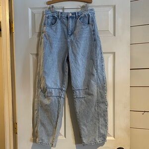 Sincerely Jules Light Wash barrel/balloon Jeans size 7/28